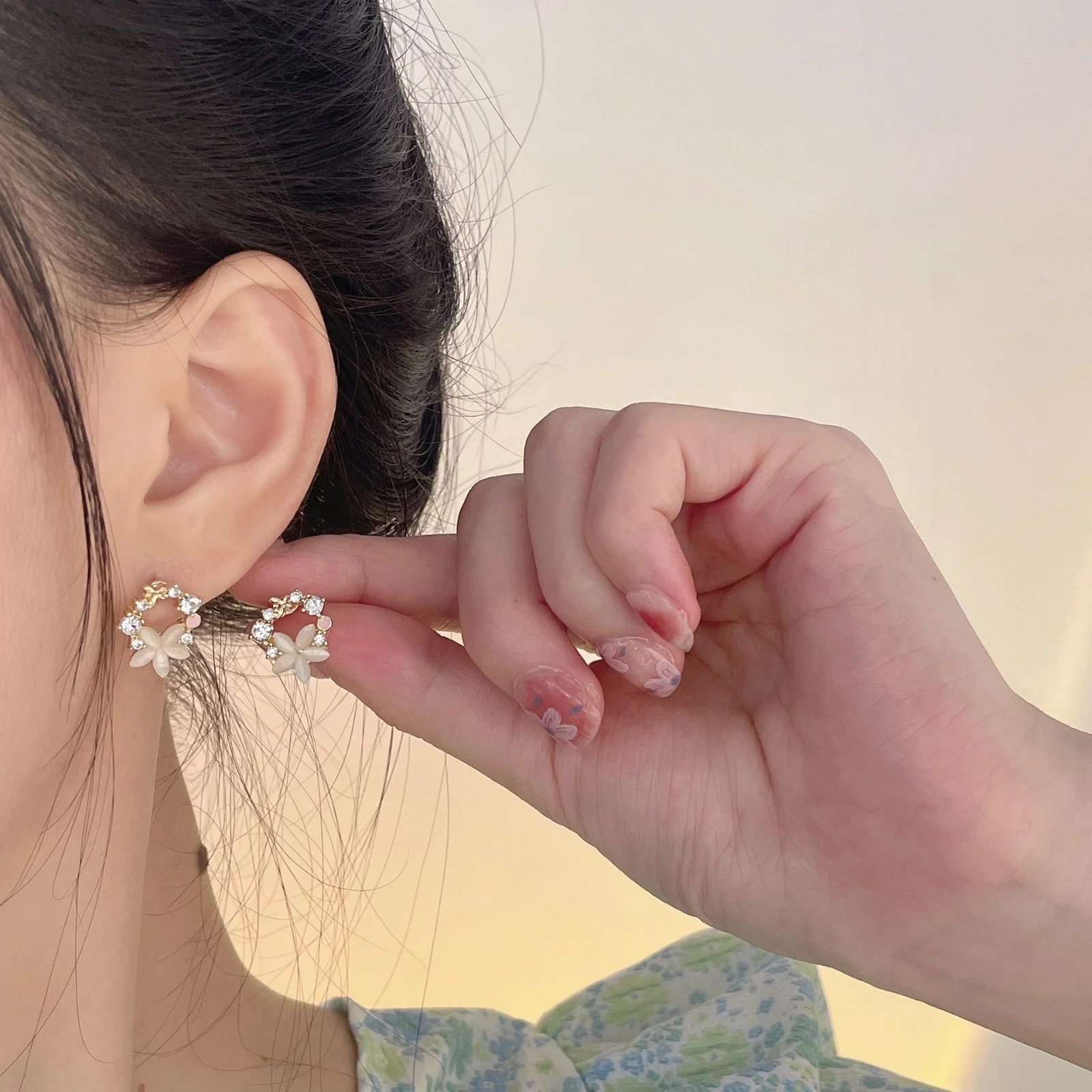 Stardust Floral Earrings - Image 3