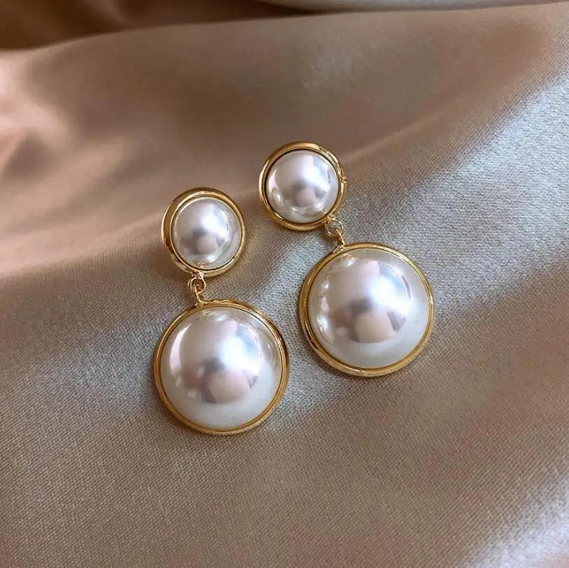Statement Pearl Earrings - Image 5