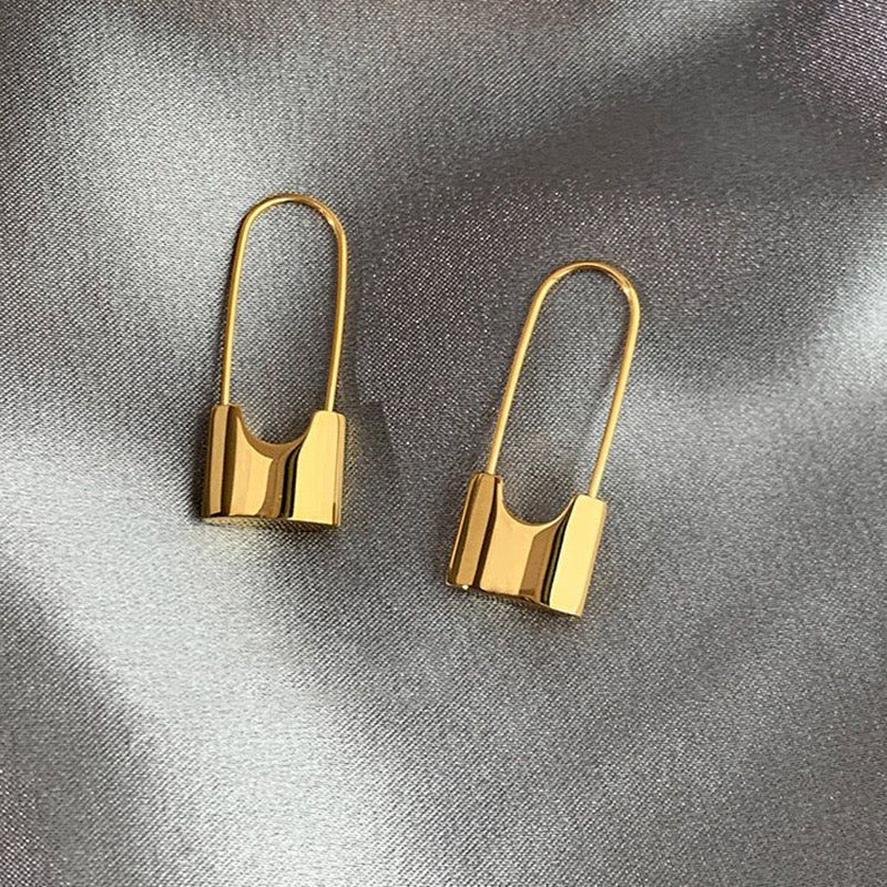 Stay Snatched Safety Pin Earrings