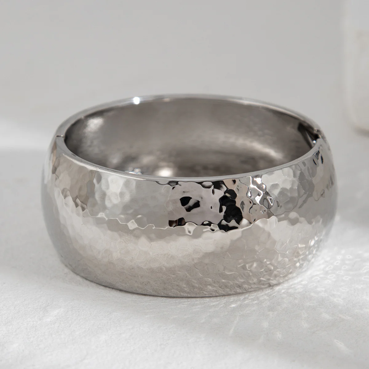 Steal the Show Bracelet - Image 4