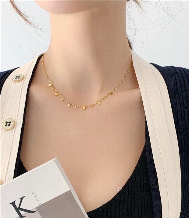 Subtle Glow Gold Necklace - Image 5