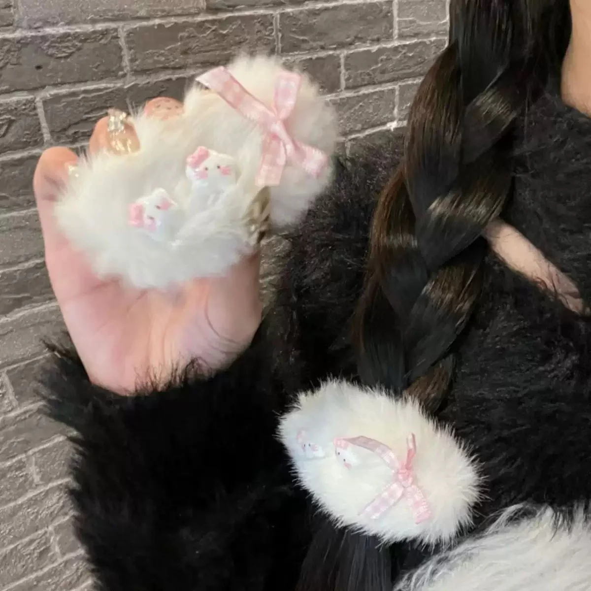 Sugarplum Kitty Hair patch Clip - Image 4