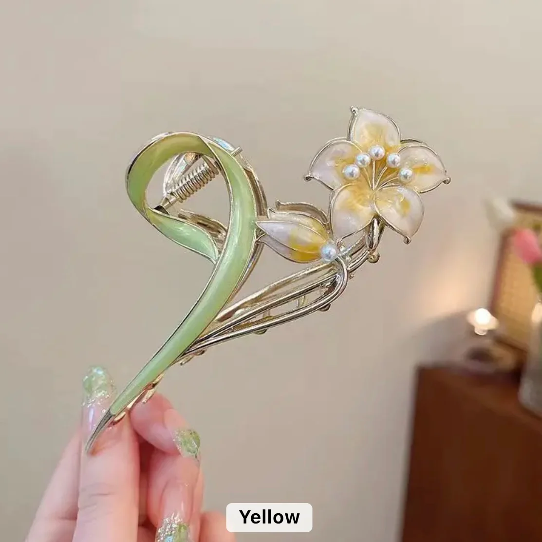 Summer Floral Claw Clutcher - Image 9