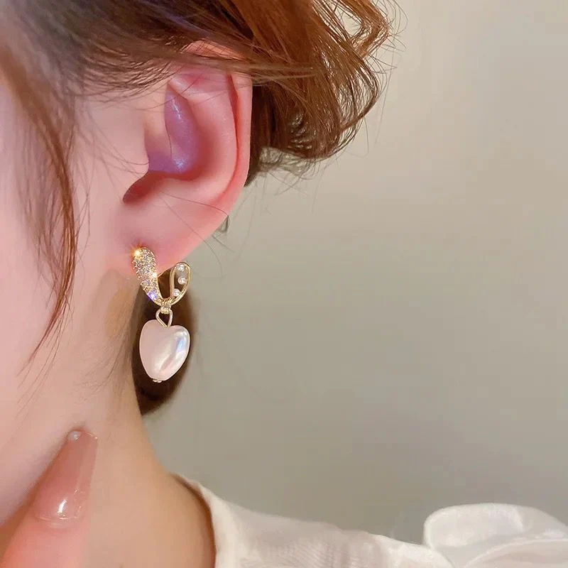 Sweet Heart Pearl drop Earrings - Image 2