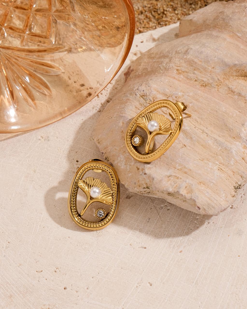 Tahiti-Island Pearl Earrings - Image 3
