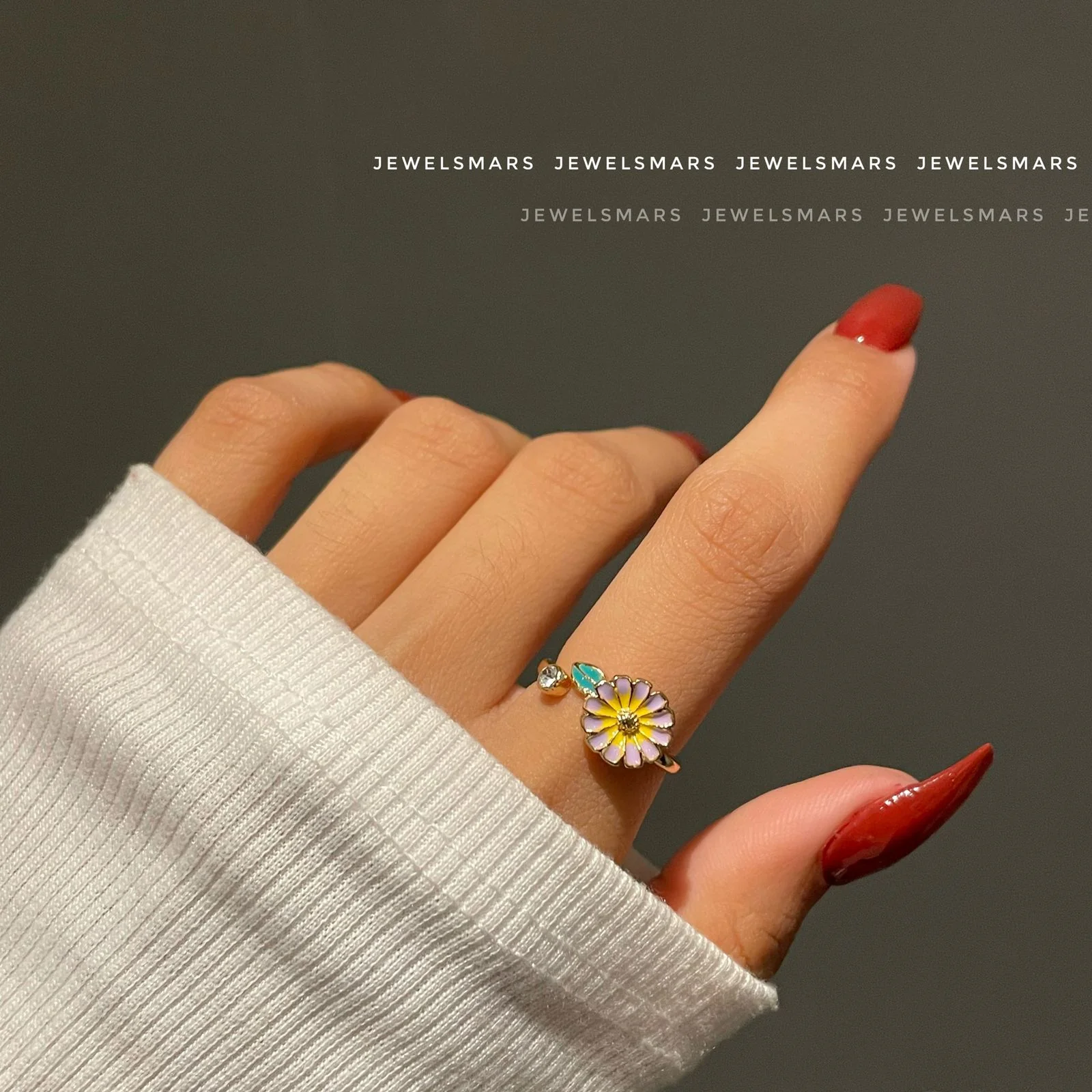 The Daisy Bloom Ring - Image 2