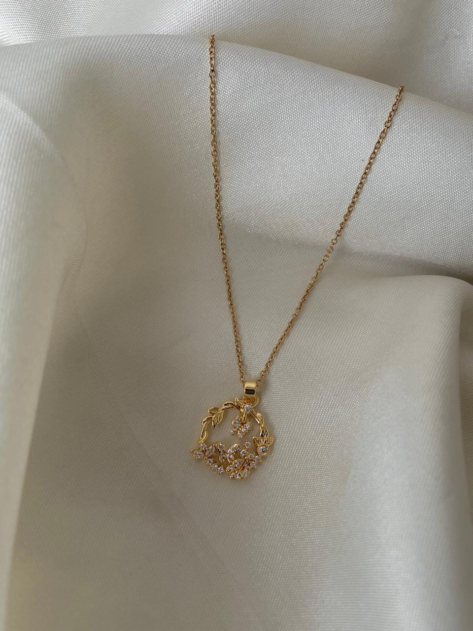 The Golden Fairytale Necklace - Image 2