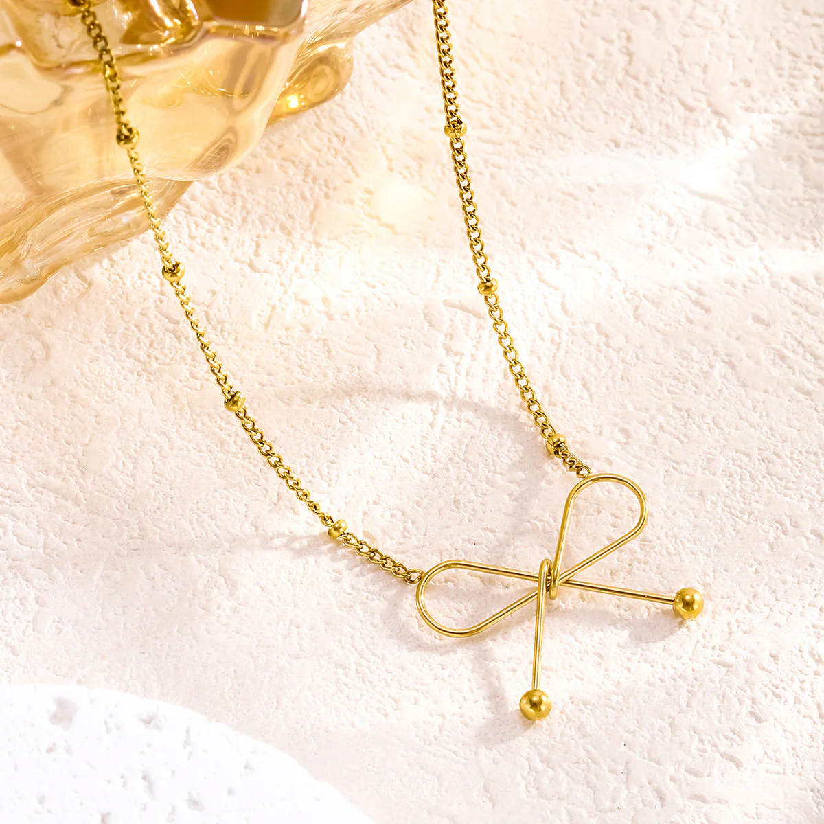The knot of Love Necklace - Image 2
