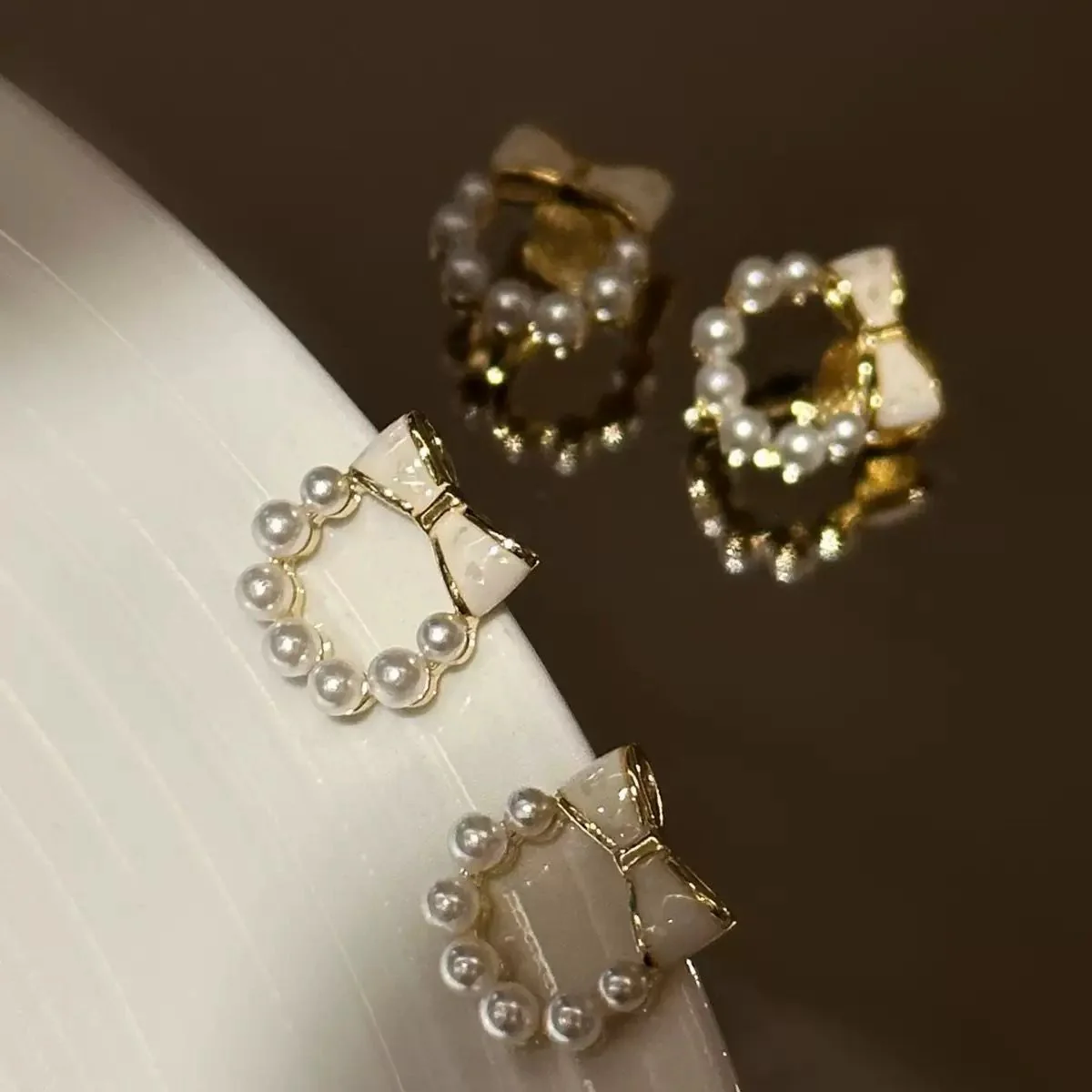 The Little Bow Earrings - Image 5