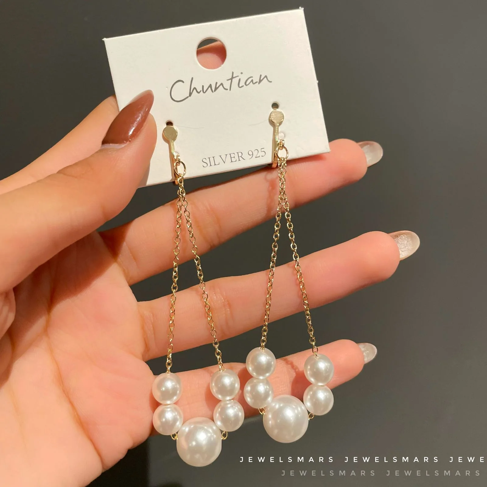 THE PEARLS PRIDE- clip on earrings