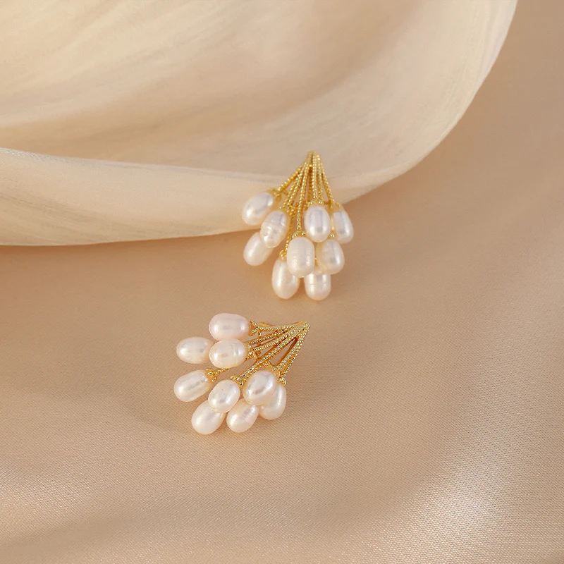 The Pearly Pineapple Studs - Image 3