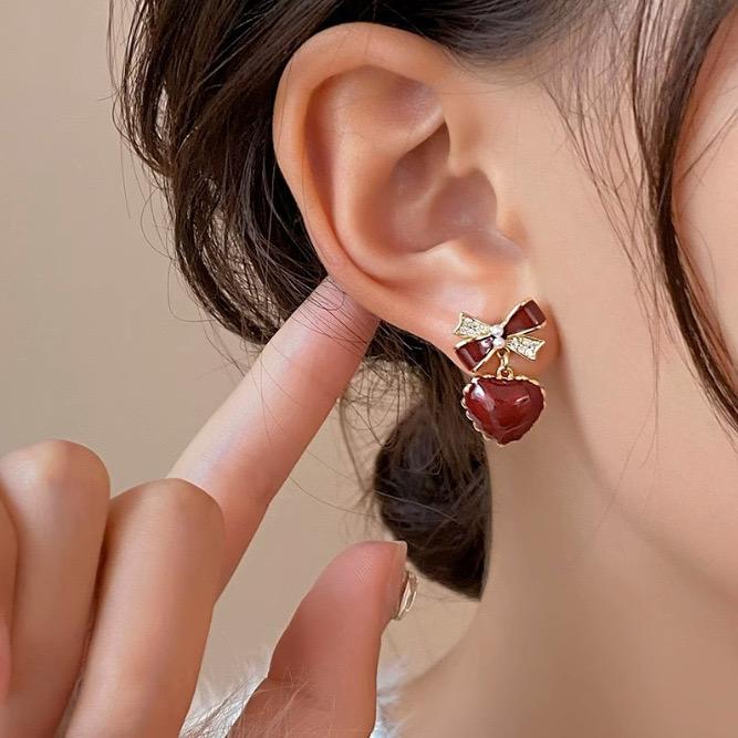 The Season Of Bow Earrings - Image 2