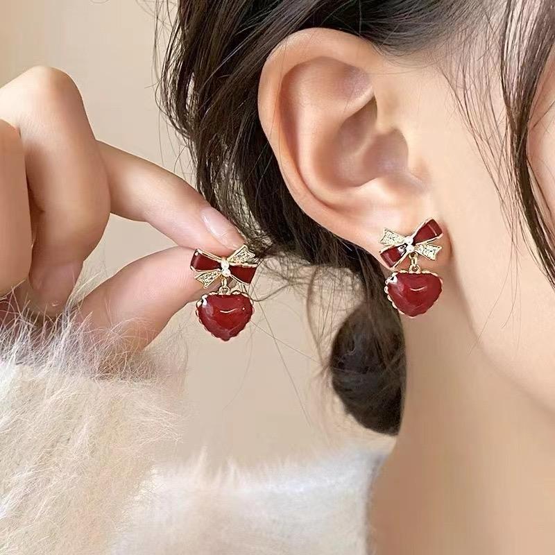 The Season Of Bow Earrings - Image 3