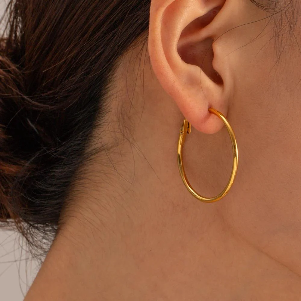 Thick Round hoop Earrings - Image 2