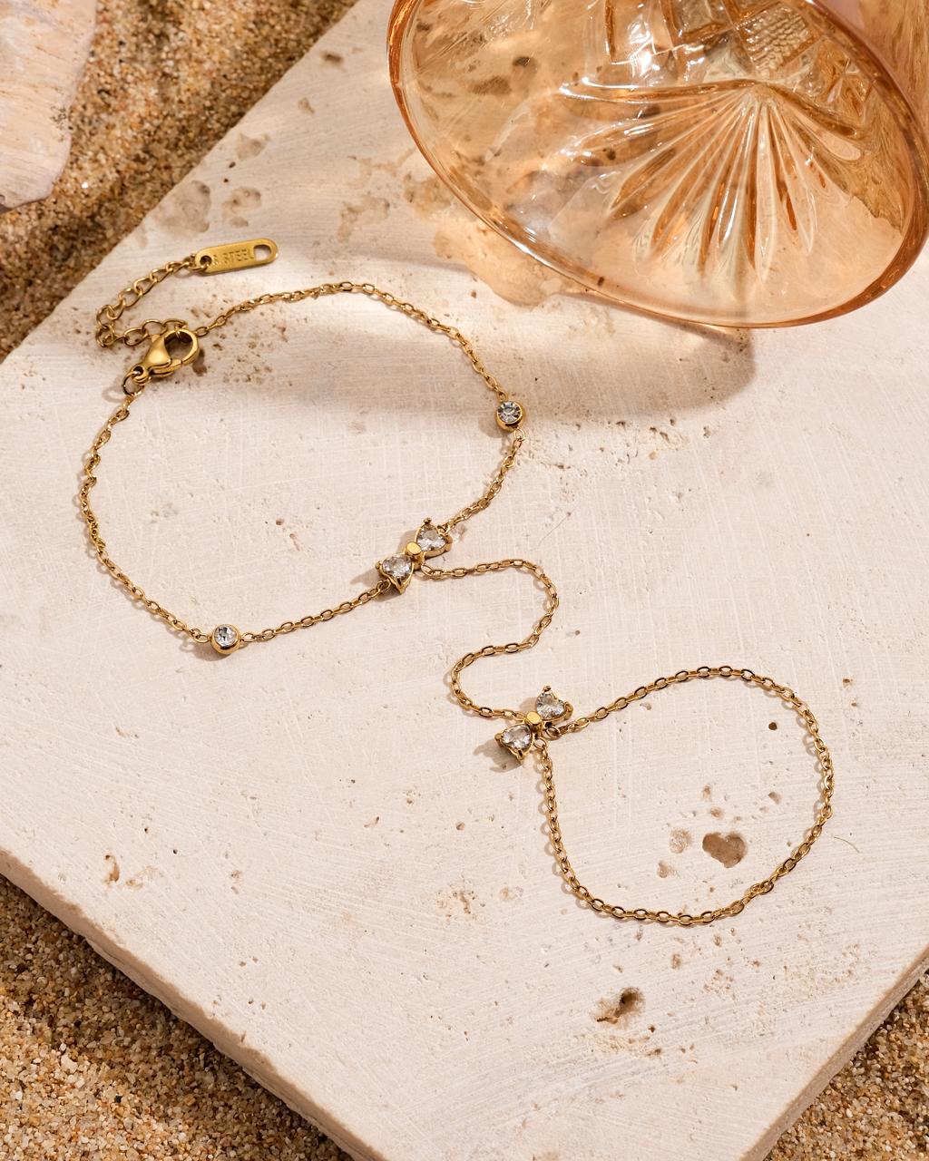 Threads of Gold! Bow Hand-chain - Image 4