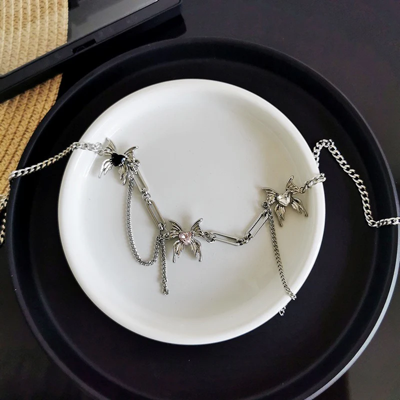Three Wicked Spiders Necklace - Image 3