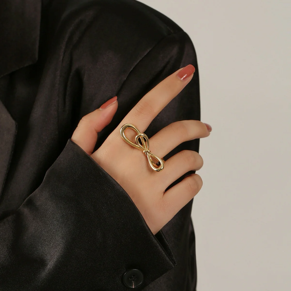 Tied in a Bow Ring - Image 3
