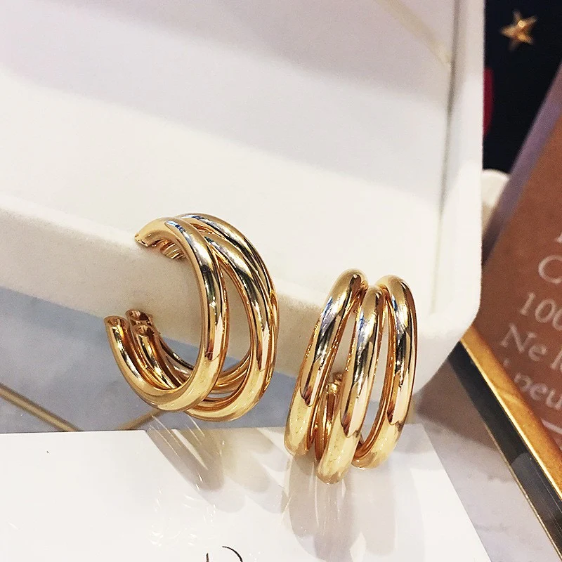 TRIPLE LAYER OPEN HOOPS - golden - Image 5