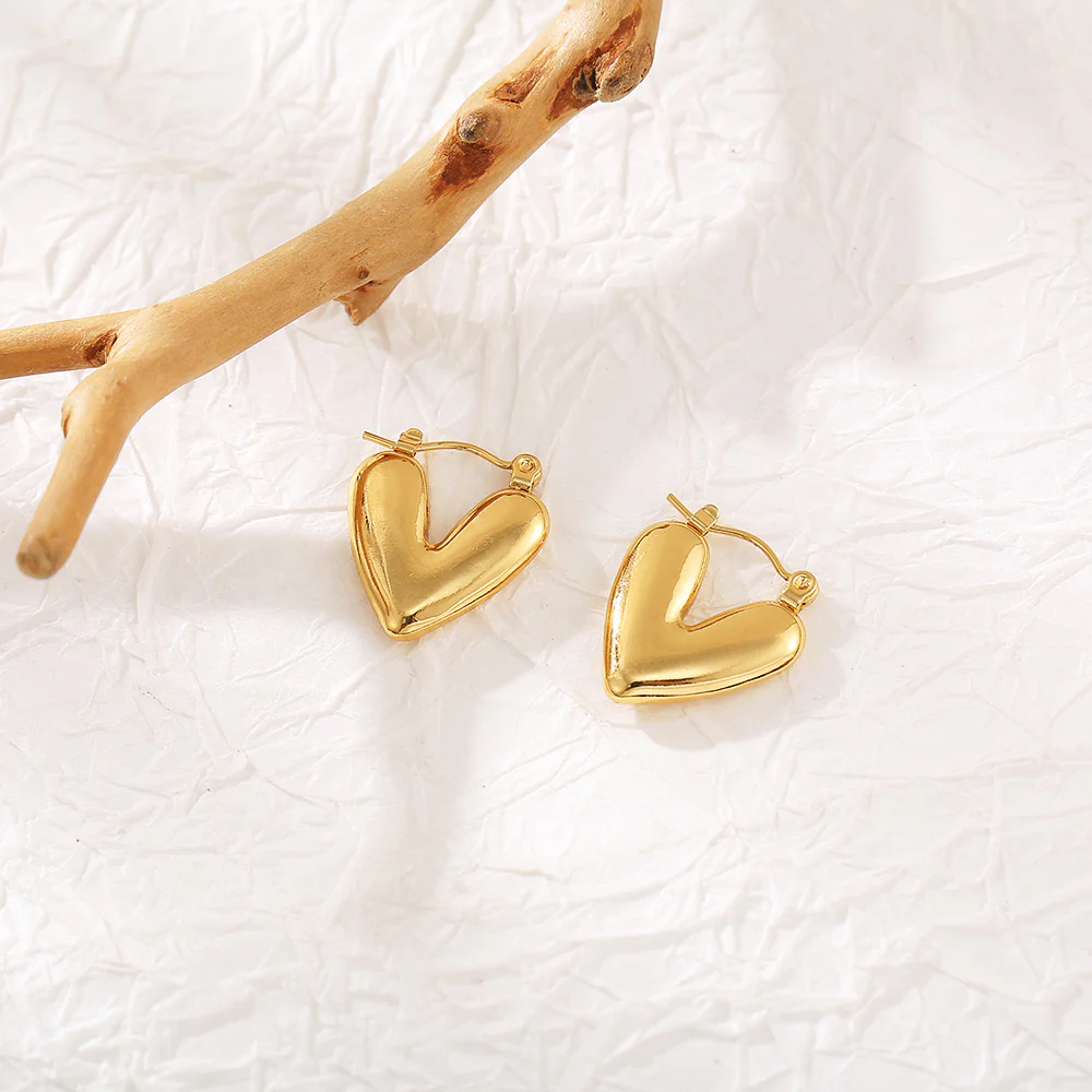 Trophy Love Heart Earrings - Image 3