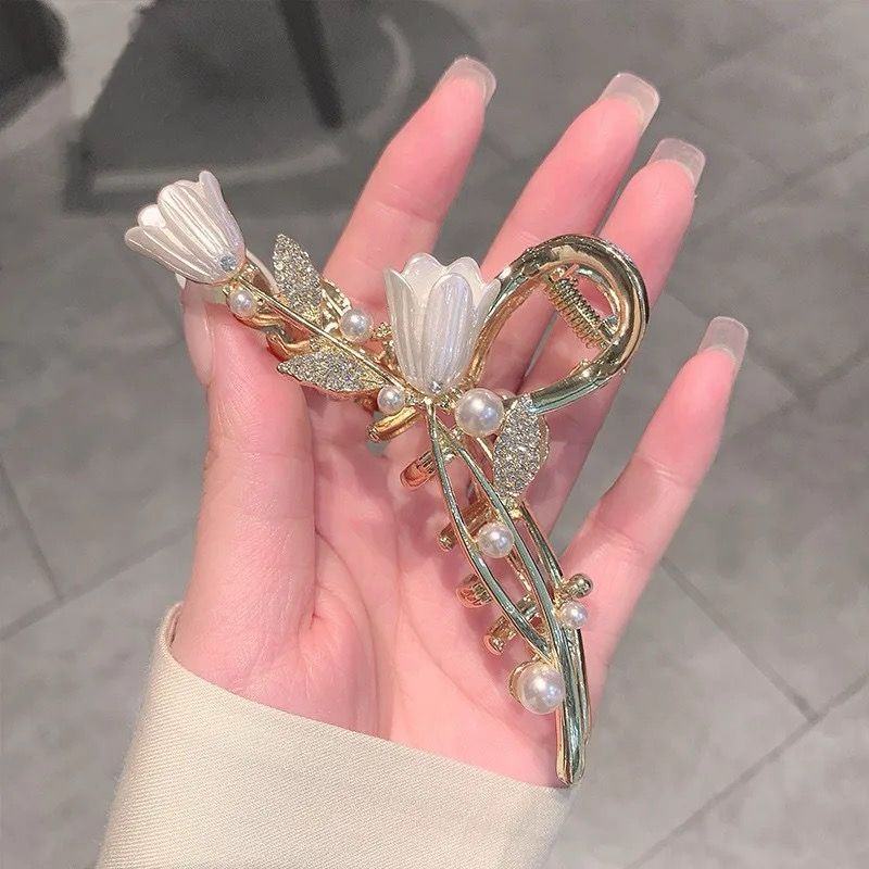 Tulip Flower Pearl & Rhinestone Claw Clutcher