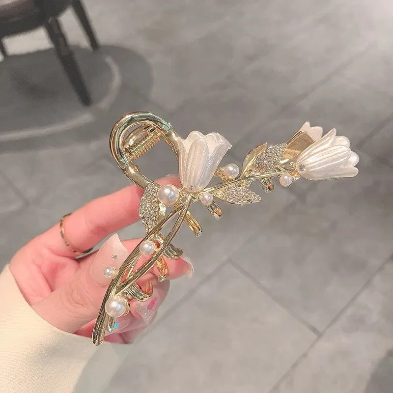 Tulip Flower Pearl & Rhinestone Claw Clutcher - Image 2