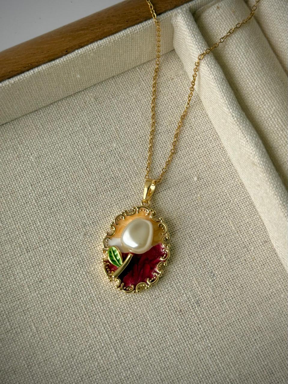 Tulip Garden Vintage Necklace