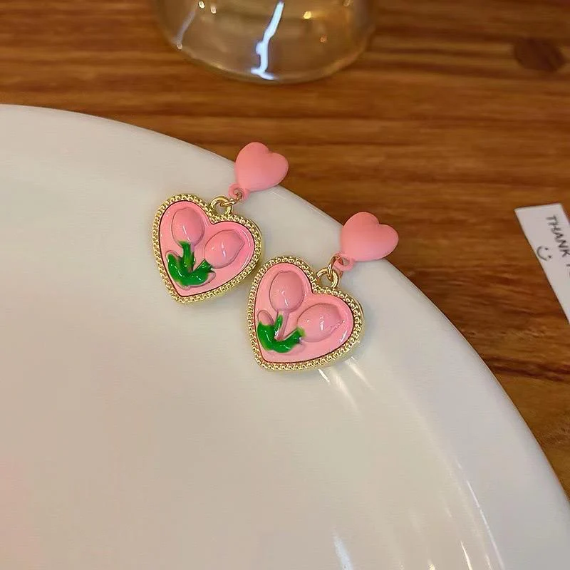 Tulip Heart Earrings - Image 3