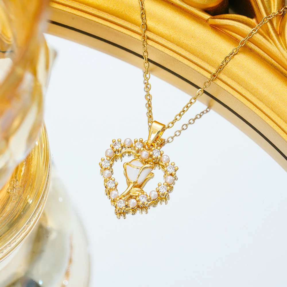 Tulip In The Heart Dreamy Necklace - Image 2