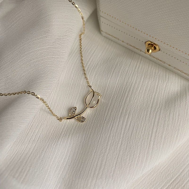 Tulip Tinkle Necklace - Image 3