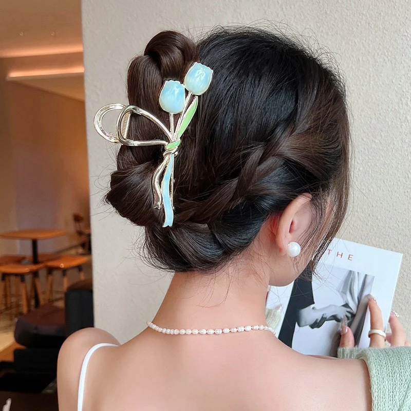 Tulip Tumblr Hair Claw - Image 5