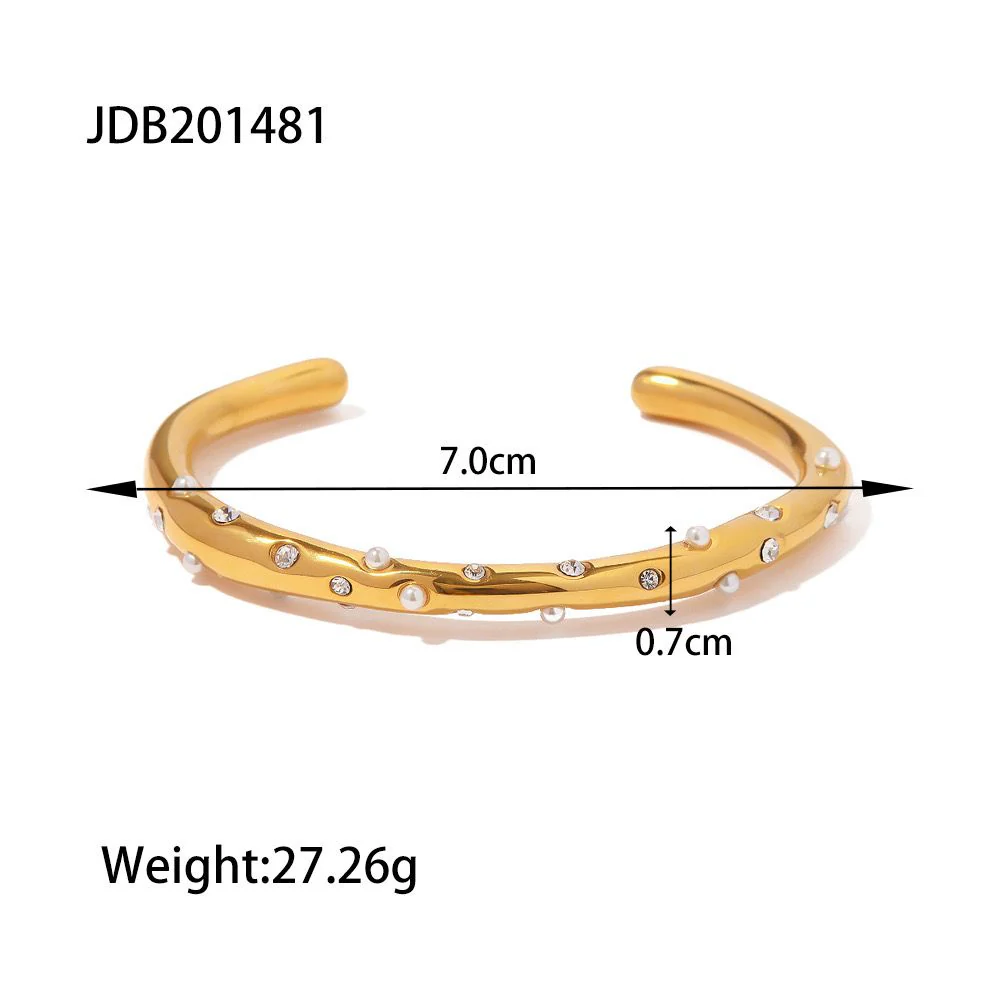 Premium Pearl & rhinestone Gold Bracelet - Image 4