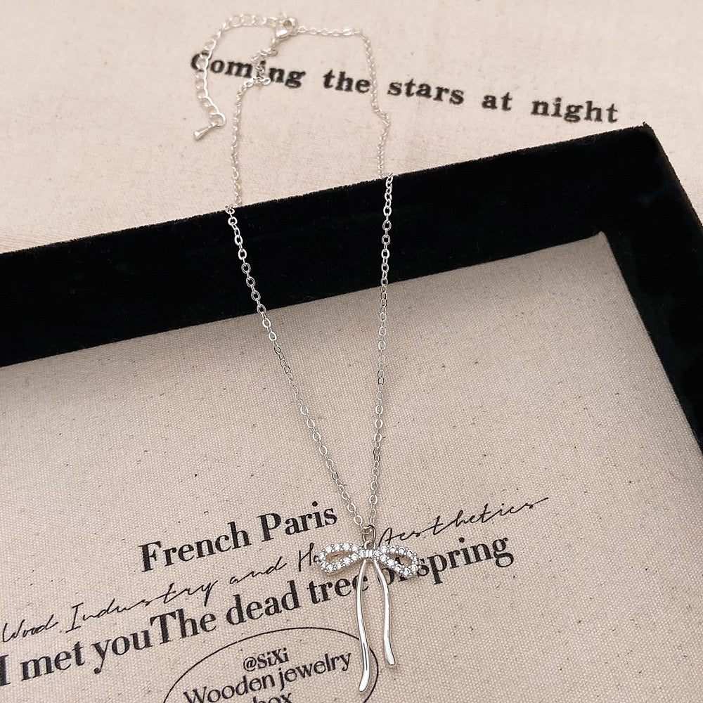Twinkling Coquette Necklace - Image 4