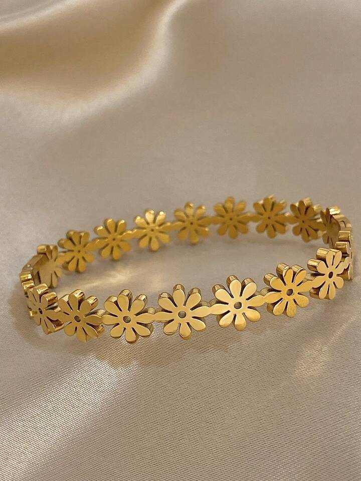 Twinkling Florets Cut-out Bracelet - Image 2