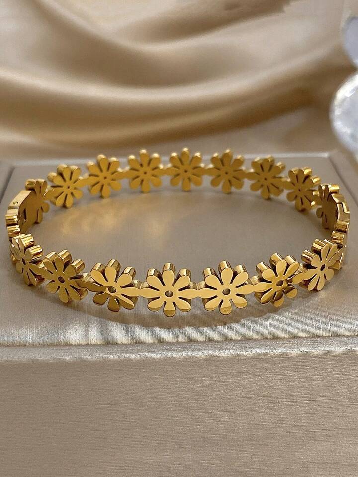 Twinkling Florets Cut-out Bracelet - Image 3