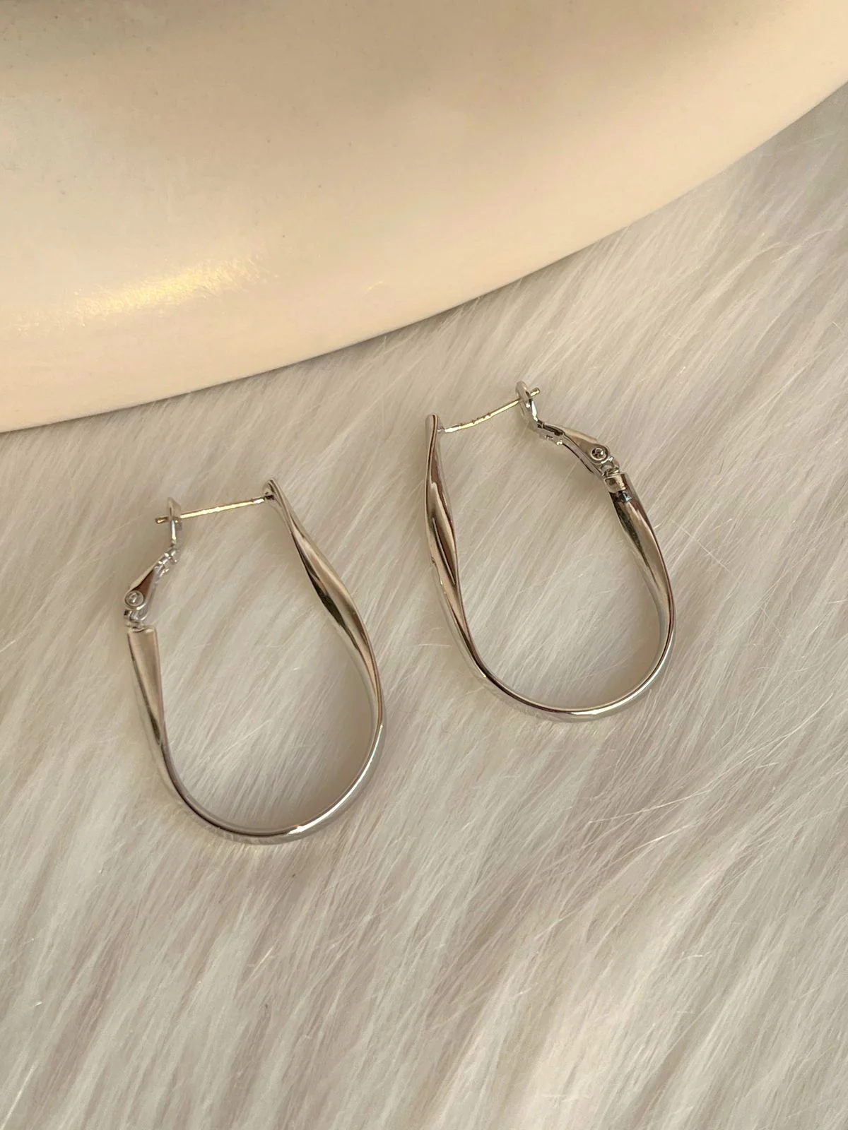 Twisted U Hoop Earrings