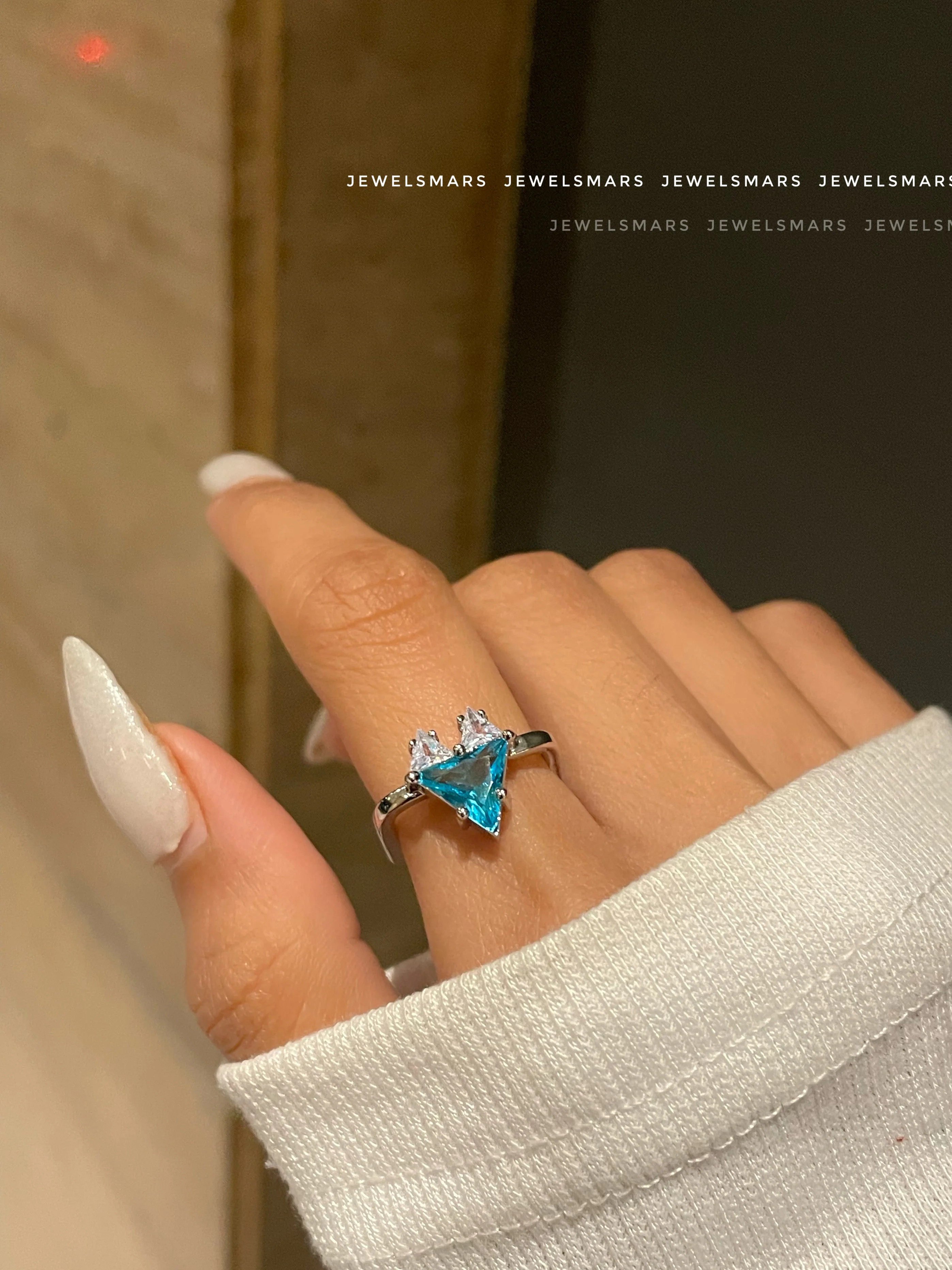 Unique Solitaire Ring- blue - Image 3