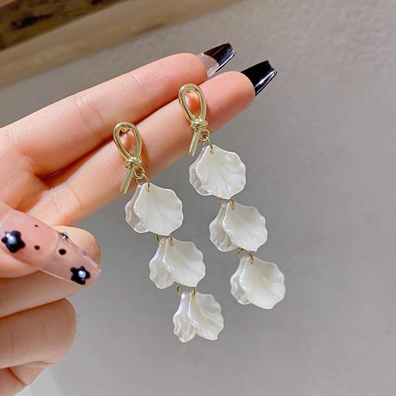 Vacation Mood Earrings - Image 3