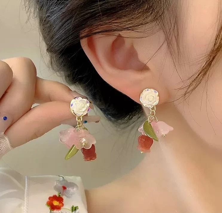 Valley of Rose Earrings - Image 4