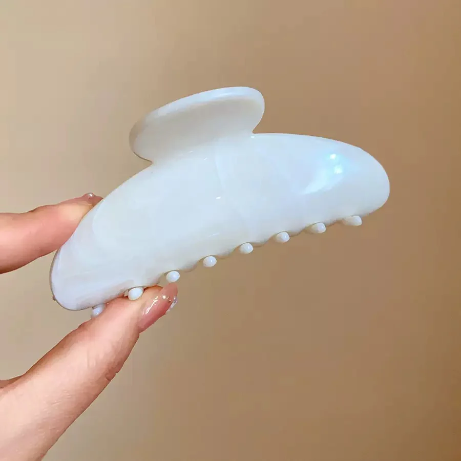 Vanilla Babe Claw Clip