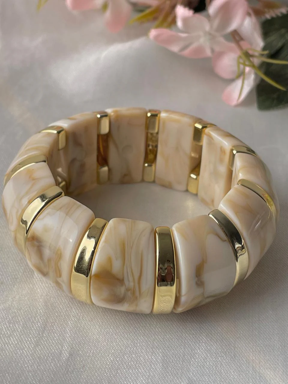 Vanilla girl’s vacay! Bangle - Image 7