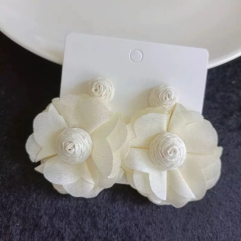 Vanilla Islands Earrings - Image 2