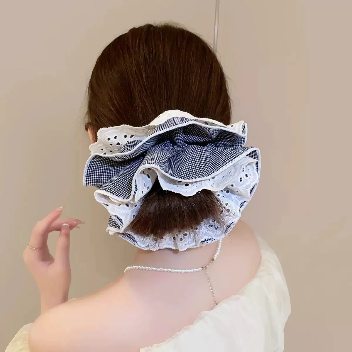 Vintage Lacework Scrunchie - Image 4