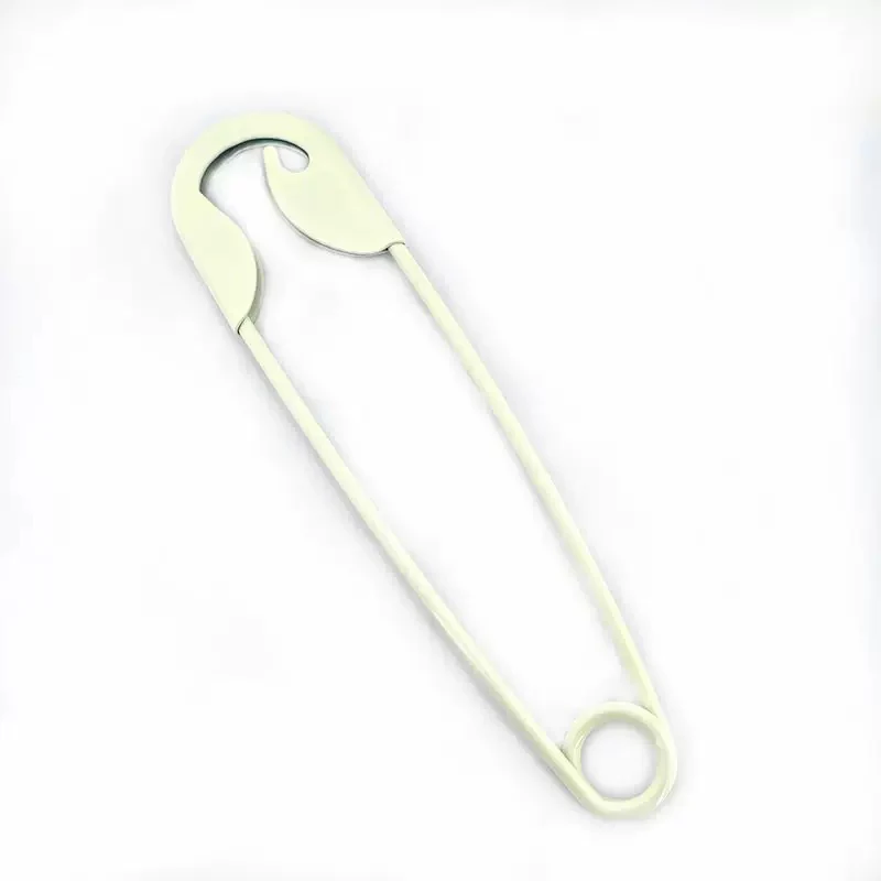 Viral Giant Safety Pin Hair Clip - Image 3