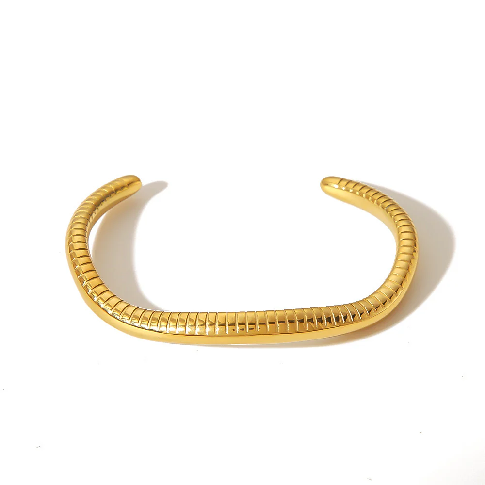 Vogue-coded Gold Bracelet - Image 2