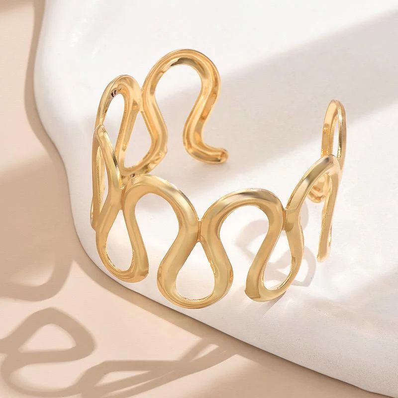 Wavy Statement Handcuff - Image 2