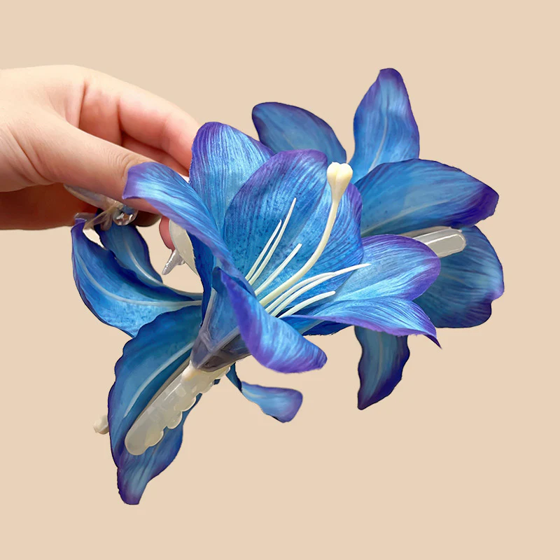 Whimsical Pinteresty Lilly Hair Claw - Image 2