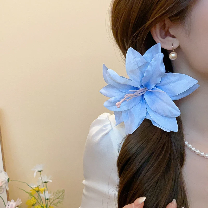 Wildflower Blue Hair Clip - Image 2