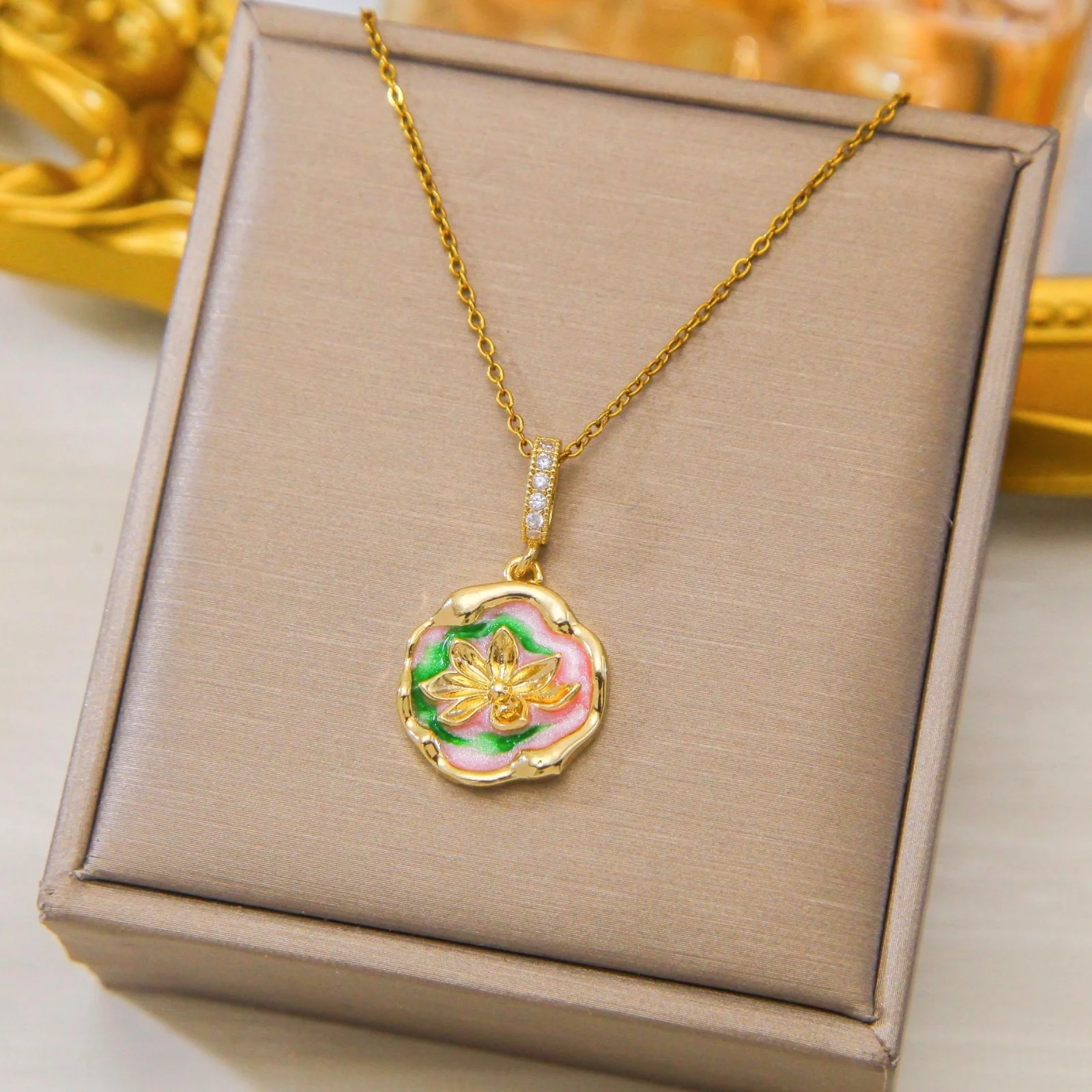 Willow of Pastel Vintage Necklace