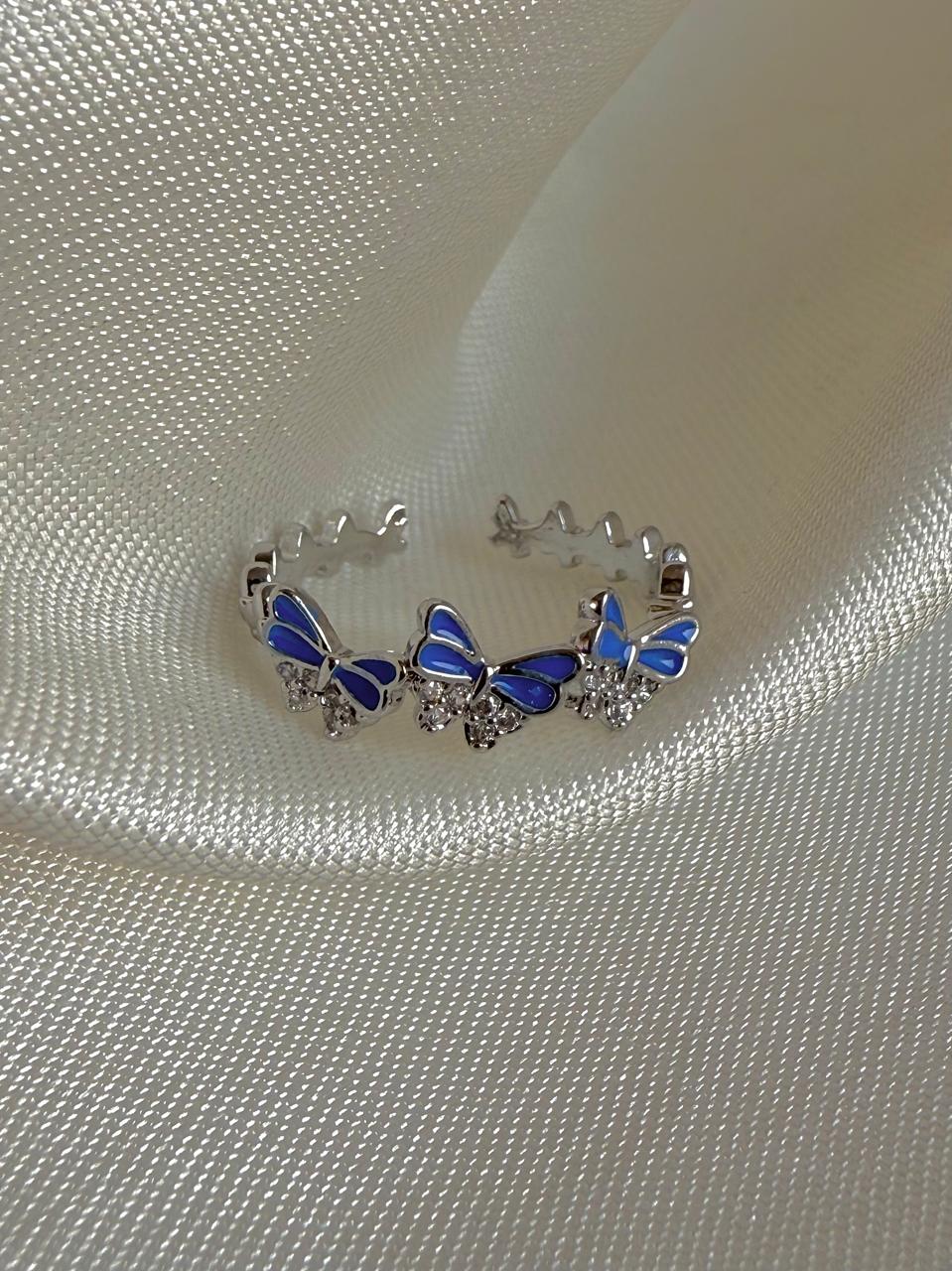 Wings in Blue Ring - Image 3