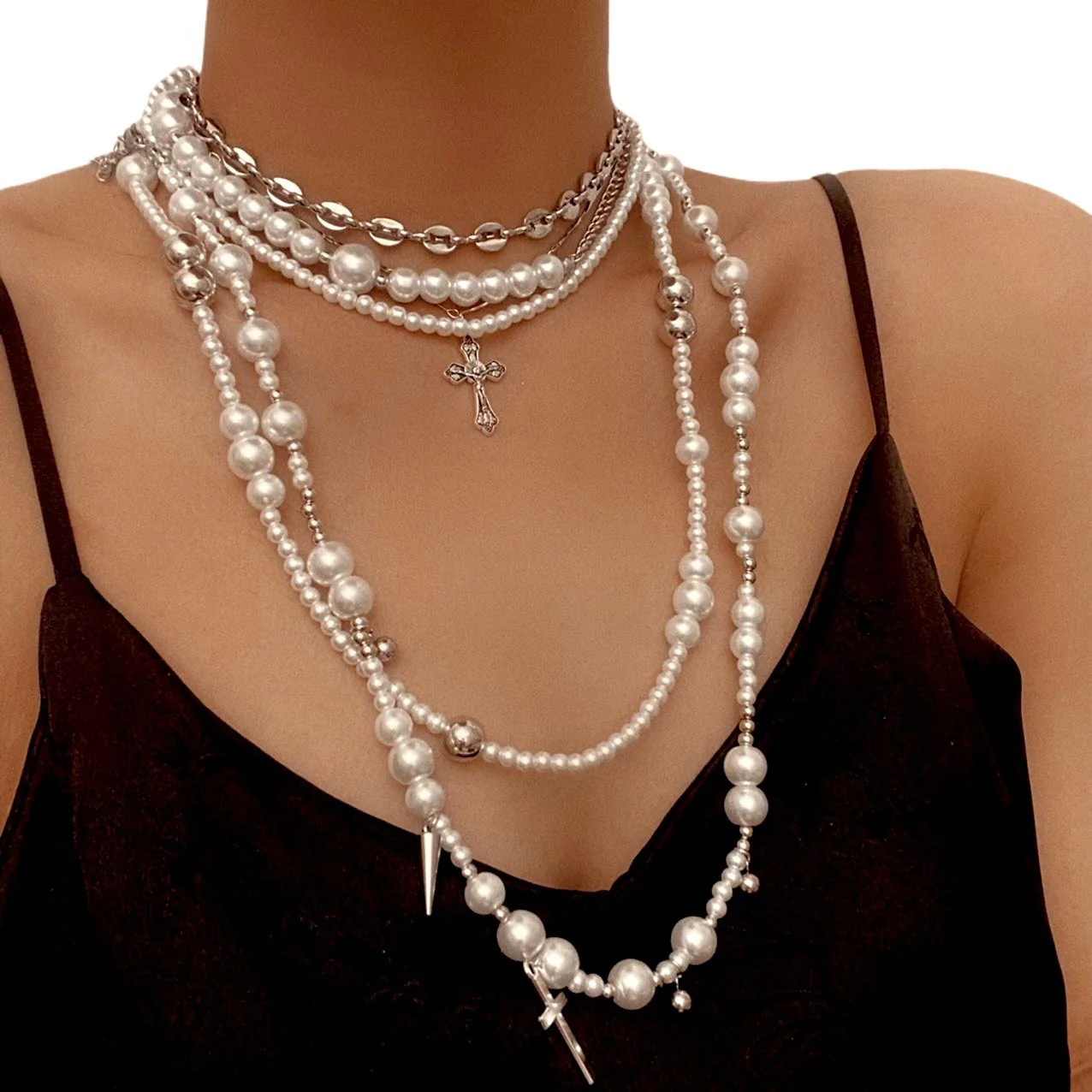 Witching-hour! Multilayered Pearl Necklace - Image 6